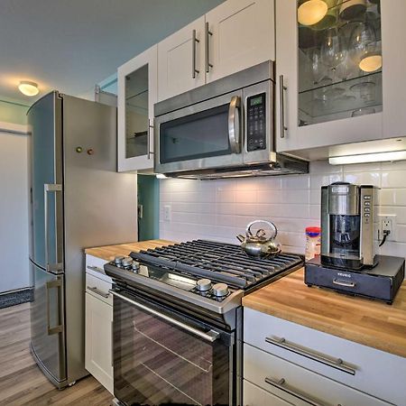 Downtown Saugatuck Condo, Near Oval Beach! Exterior photo